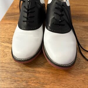 G.H. Bass & Co. Black and White Women's Oxford Shoes